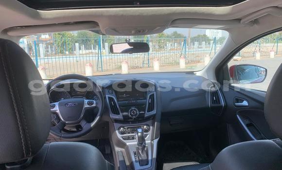 Acheter Occasion Voiture Ford Focus Rouge à Dakar, Dakar Acheter Occasion Voiture Ford Focus Rouge à Dakar, Dakar