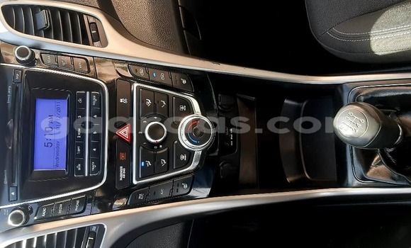 Dieundeu Beess Hyundai Elantra Beige Auto in Dakar in Dakar Dieundeu Beess Hyundai Elantra Beige Auto in Dakar in Dakar