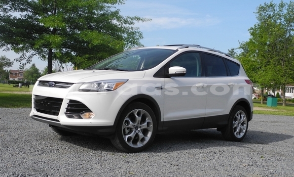 Acheter Occasion Voiture Ford Escape Blanc à Dakar, Dakar