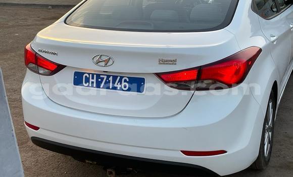 Acheter Import Voiture Hyundai Elantra Blanc à Dakar, Dakar Acheter Import Voiture Hyundai Elantra Blanc à Dakar, Dakar