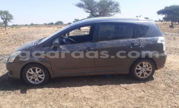 Acheter Occasion Voiture Toyota Corolla Verso Noir à Bakel, Tambacounda