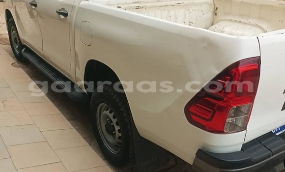 Acheter Occasion Voiture Toyota Hilux Blanc à Bakel, Tambacounda Acheter Occasion Voiture Toyota Hilux Blanc à Bakel, Tambacounda