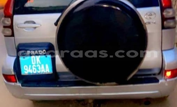 Acheter Occasion Voiture Toyota Land Cruiser Prado Gris à Bakel, Tambacounda Acheter Occasion Voiture Toyota Land Cruiser Prado Gris à Bakel, Tambacounda