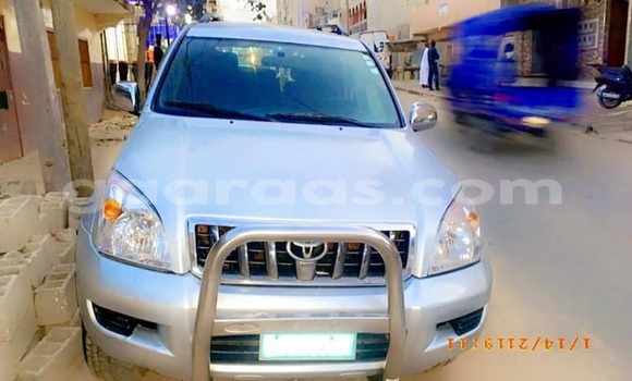 Acheter Occasion Voiture Toyota Land Cruiser Prado Gris à Bakel, Tambacounda Acheter Occasion Voiture Toyota Land Cruiser Prado Gris à Bakel, Tambacounda