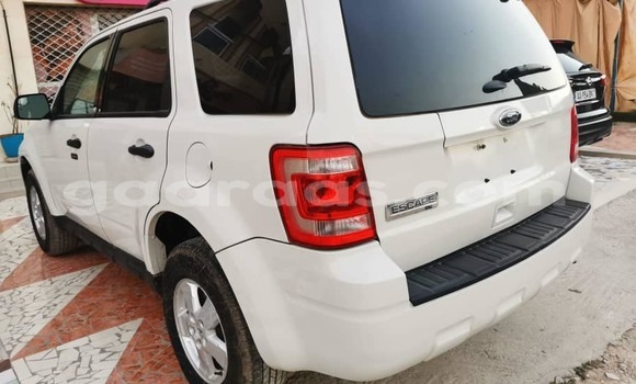 Acheter Occasion Voiture Ford Escape Blanc à Bakel, Tambacounda Acheter Occasion Voiture Ford Escape Blanc à Bakel, Tambacounda