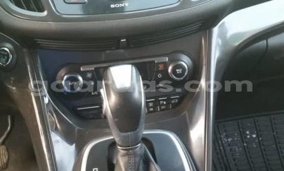 Acheter Occasion Voiture Ford Escape Rouge à Bakel, Tambacounda Acheter Occasion Voiture Ford Escape Rouge à Bakel, Tambacounda