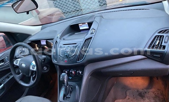 Acheter Occasion Voiture Ford Escape Rouge à Bakel, Tambacounda Acheter Occasion Voiture Ford Escape Rouge à Bakel, Tambacounda