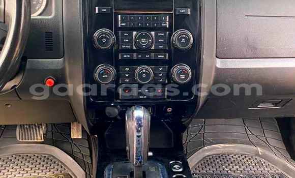 Acheter Occasion Voiture Ford Escape Blanc à Bakel, Tambacounda Acheter Occasion Voiture Ford Escape Blanc à Bakel, Tambacounda