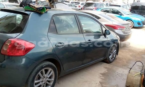 Buy Used Toyota Auris Green Car in Dakar in Dakar