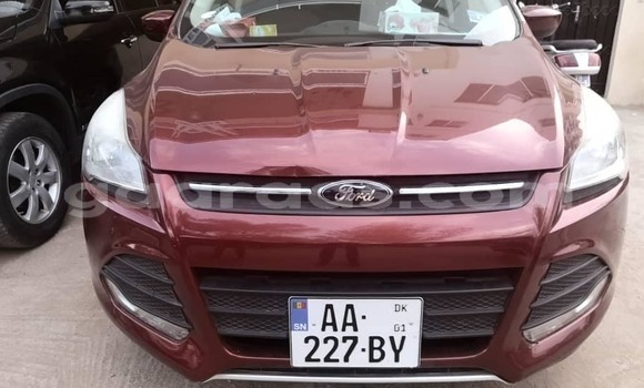 Buy Used Ford Escape Red Car in Dakar in Dakar