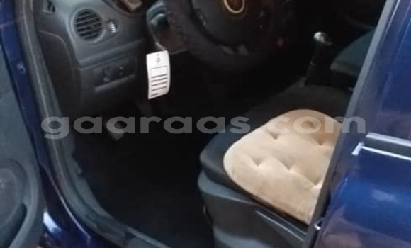 Acheter Occasion Voiture Renault Clio Bleu à Dakar, Dakar Acheter Occasion Voiture Renault Clio Bleu à Dakar, Dakar