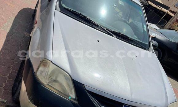 Dieundeu Occasion Renault Logan Silver Auto in Dakar in Dakar Dieundeu Occasion Renault Logan Silver Auto in Dakar in Dakar