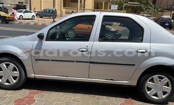 Dieundeu Occasion Renault Logan Silver Auto in Dakar in Dakar Dieundeu Occasion Renault Logan Silver Auto in Dakar in Dakar