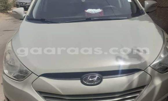 Buy Used Hyundai ix35 White Car in Dakar in Dakar