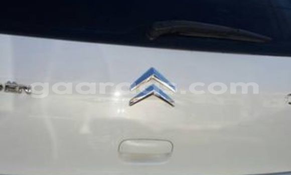 Dieundeu Occasion Citroen C4 White Auto in Dakar in Dakar Dieundeu Occasion Citroen C4 White Auto in Dakar in Dakar