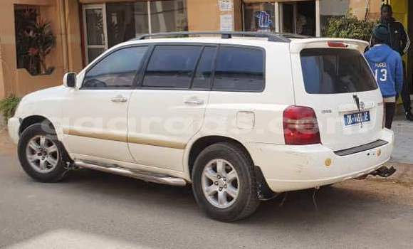 Dieundeu Occasion Toyota Highlander White Auto in Dakar in Dakar Dieundeu Occasion Toyota Highlander White Auto in Dakar in Dakar