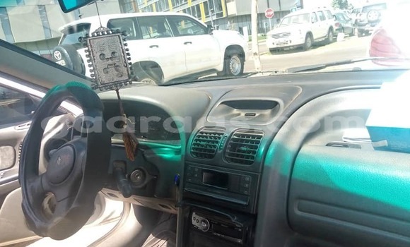 Dieundeu Occasion Renault Laguna White Auto in Dakar in Dakar Dieundeu Occasion Renault Laguna White Auto in Dakar in Dakar