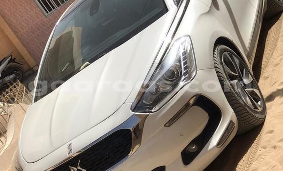 Buy Import Citroen DS5 White Car in Dakar in Dakar Buy Import Citroen DS5 White Car in Dakar in Dakar