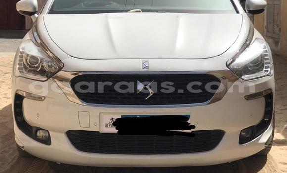 Buy Import Citroen DS5 White Car in Dakar in Dakar Buy Import Citroen DS5 White Car in Dakar in Dakar