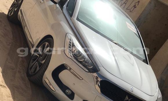 Buy Import Citroen DS5 White Car in Dakar in Dakar Buy Import Citroen DS5 White Car in Dakar in Dakar