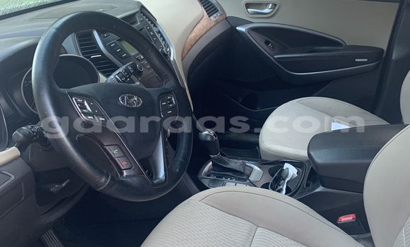 Acheter Occasion Voiture Hyundai Santa Fe Blanc à Dakar, Dakar Acheter Occasion Voiture Hyundai Santa Fe Blanc à Dakar, Dakar