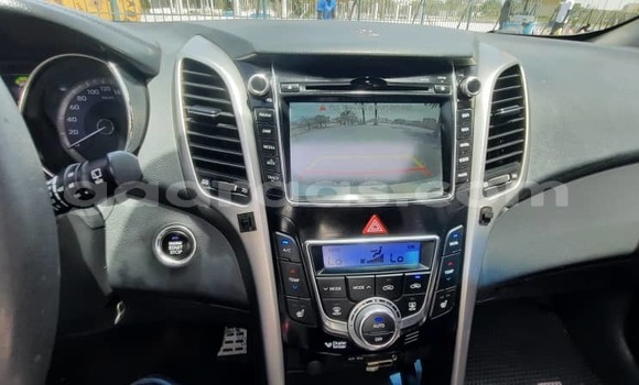 Acheter Occasion Voiture Hyundai i30 Gris à Dakar, Dakar Acheter Occasion Voiture Hyundai i30 Gris à Dakar, Dakar