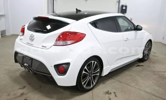 Acheter Occasion Voiture Hyundai Veloster Blanc à Dakar, Dakar Acheter Occasion Voiture Hyundai Veloster Blanc à Dakar, Dakar