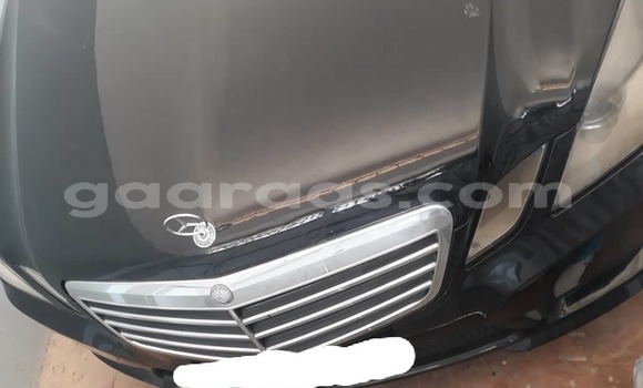 Acheter Occasion Voiture Mercedes-Benz E-Classe Noir à Dakar, Dakar Acheter Occasion Voiture Mercedes-Benz E-Classe Noir à Dakar, Dakar