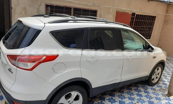 Acheter Occasion Voiture FORD MUSTANG Blanc à Dakar, Dakar Acheter Occasion Voiture FORD MUSTANG Blanc à Dakar, Dakar