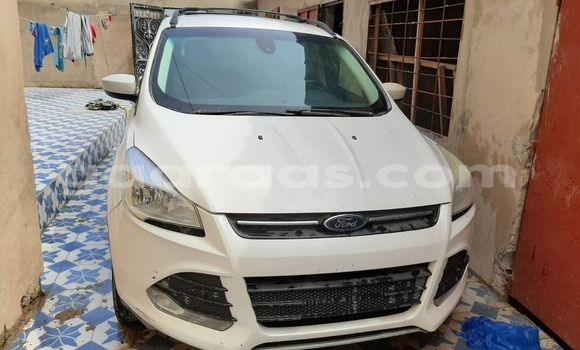 Acheter Occasion Voiture FORD MUSTANG Blanc à Dakar, Dakar Acheter Occasion Voiture FORD MUSTANG Blanc à Dakar, Dakar