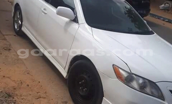 Dieundeu Beess Toyota Camry White Auto in Dakar in Dakar Dieundeu Beess Toyota Camry White Auto in Dakar in Dakar