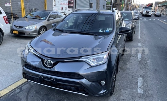 Dieundeu Occasion Toyota RAV4 Silver Auto in Dakar in Dakar Dieundeu Occasion Toyota RAV4 Silver Auto in Dakar in Dakar