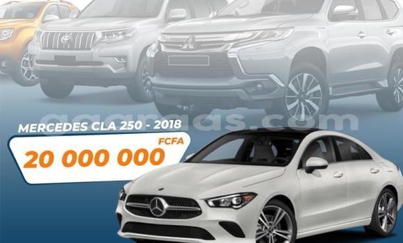 Acheter Occasion Voiture Mercedes-Benz C-Classe Blanc à Dakar, Dakar