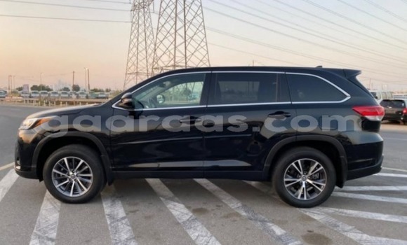 Dieundeu Occasion Toyota Highlander Black Auto in Dakar in Dakar