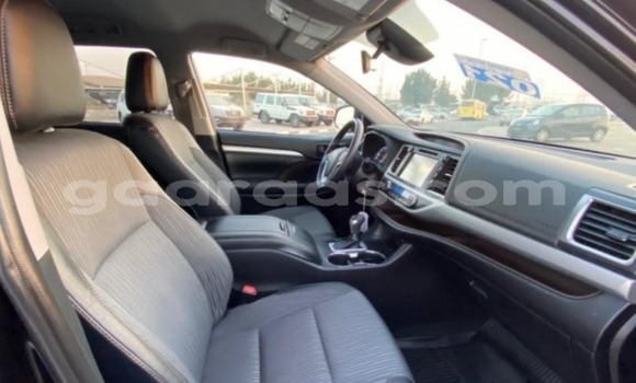 Acheter Occasion Voiture Toyota Highlander Noir à Dakar, Dakar Acheter Occasion Voiture Toyota Highlander Noir à Dakar, Dakar