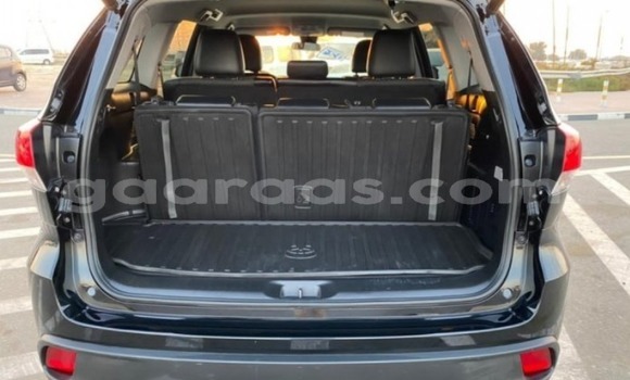 Acheter Occasion Voiture Toyota Highlander Noir à Dakar, Dakar Acheter Occasion Voiture Toyota Highlander Noir à Dakar, Dakar