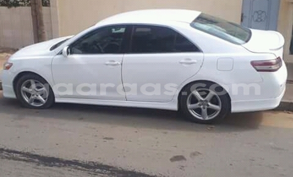 Dieundeu Beess Toyota Camry White Auto in Dakar in Dakar Dieundeu Beess Toyota Camry White Auto in Dakar in Dakar