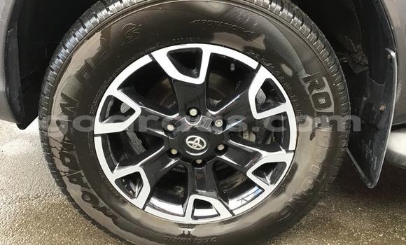 Acheter Occasion Voiture Toyota Hilux Noir à Touba, Diourbel Acheter Occasion Voiture Toyota Hilux Noir à Touba, Diourbel