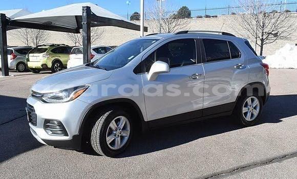 Buy Used Chevrolet Tracker White Car in Dakar in Dakar