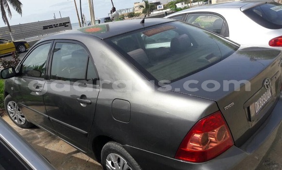 Acheter Occasion Voiture Toyota Corolla Noir à Dakar, Dakar Acheter Occasion Voiture Toyota Corolla Noir à Dakar, Dakar