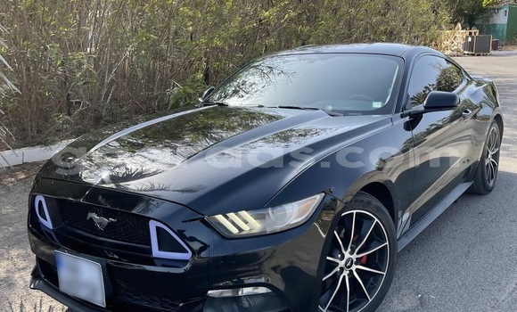 Buy Used Ford Mustang Black Car in Dakar in Dakar Buy Used Ford Mustang Black Car in Dakar in Dakar