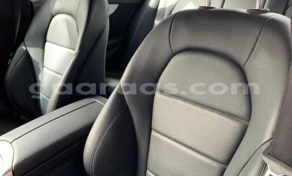 Buy Import Mercedes-Benz C-Classe White Car in Dakar in Dakar Buy Import Mercedes-Benz C-Classe White Car in Dakar in Dakar