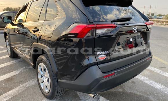 Dieundeu Occasion Toyota RAV4 Black Auto in Dakar in Dakar Dieundeu Occasion Toyota RAV4 Black Auto in Dakar in Dakar