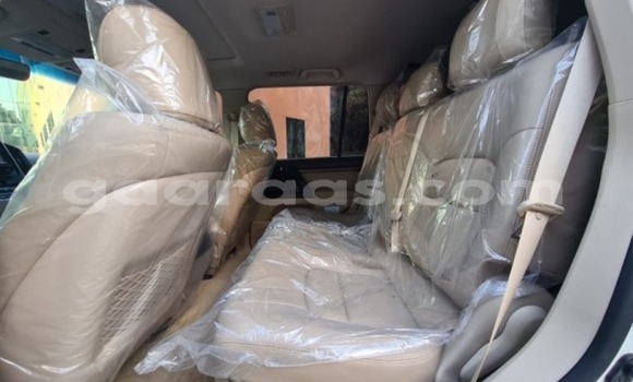 Dieundeu Occasion Toyota Land Cruiser White Auto in Dakar in Dakar Dieundeu Occasion Toyota Land Cruiser White Auto in Dakar in Dakar