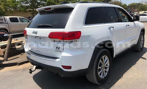 Acheter Import Voiture Jeep Grand Cherokee Blanc à Dakar, Dakar
