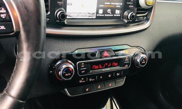 Acheter Import Voiture Kia Sorento Noir à Dakar, Dakar Acheter Import Voiture Kia Sorento Noir à Dakar, Dakar