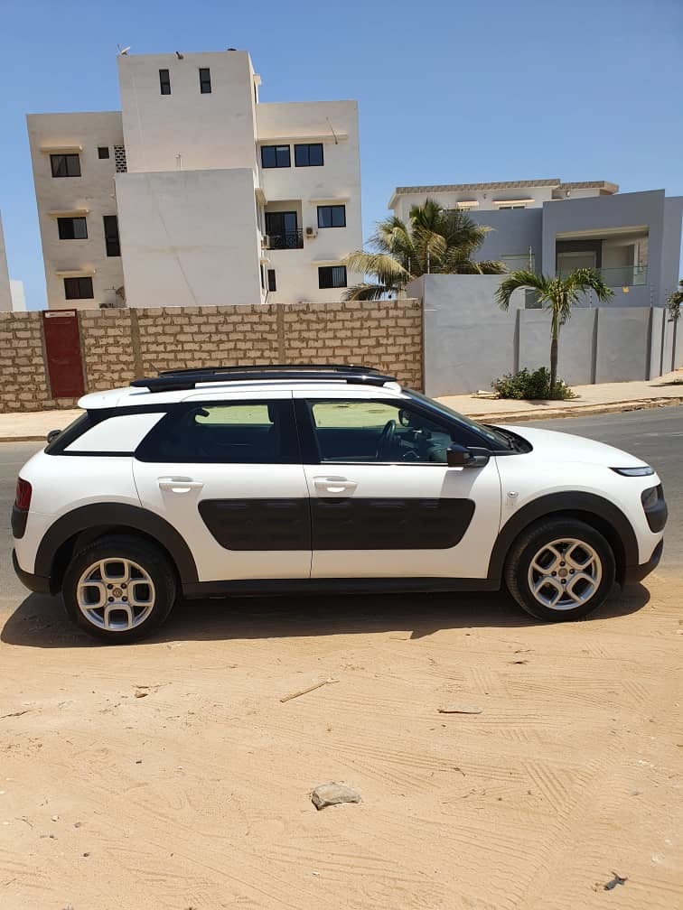 Buy import citroen c4 cactus white car in dakar in dakar - gaaraas