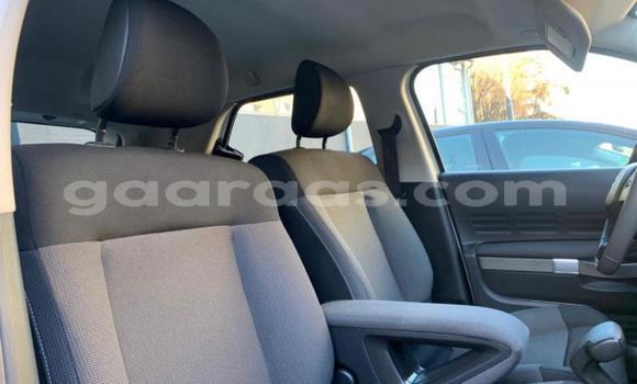 Buy Import Citroen C4 Cactus White Car in Dakar in Dakar Buy Import Citroen C4 Cactus White Car in Dakar in Dakar