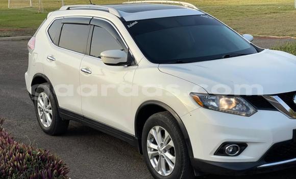 Buy Import Nissan Rogue White Car in Dakar in Dakar Buy Import Nissan Rogue White Car in Dakar in Dakar