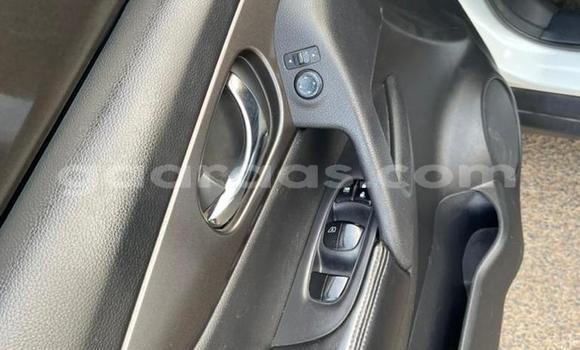 Buy Import Nissan Rogue White Car in Dakar in Dakar Buy Import Nissan Rogue White Car in Dakar in Dakar